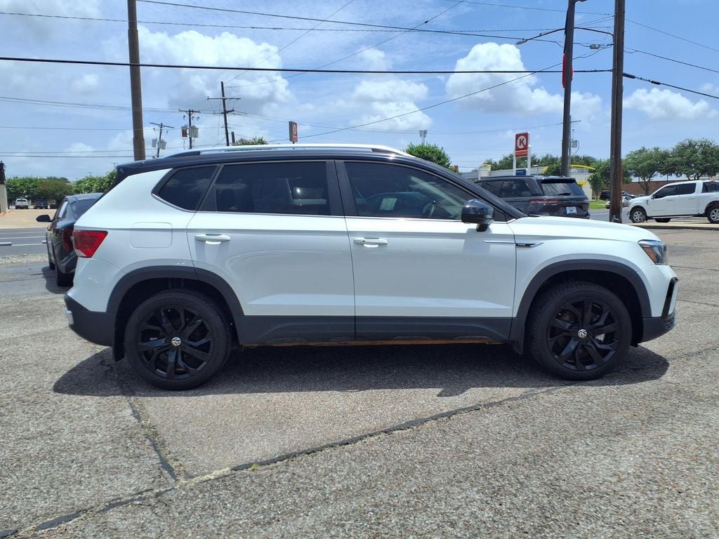 2024 Volkswagen Taos 1.5T SE
