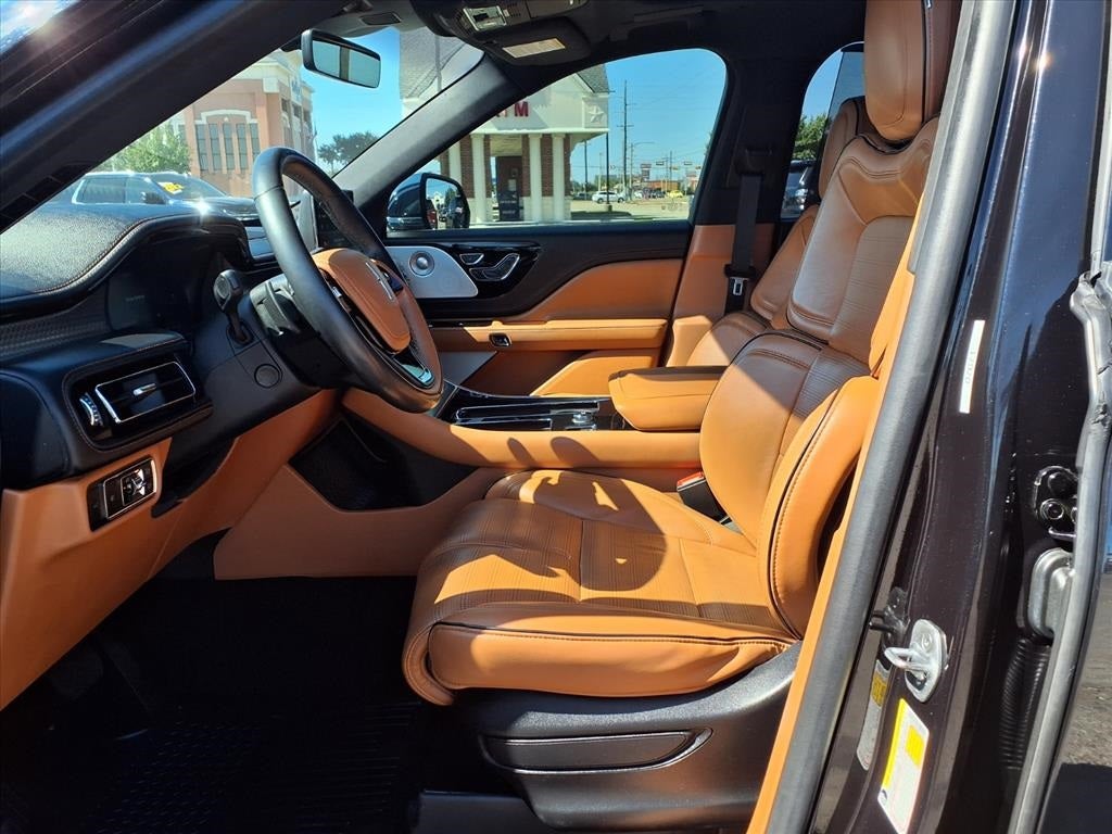 2022 Lincoln Aviator Black Label