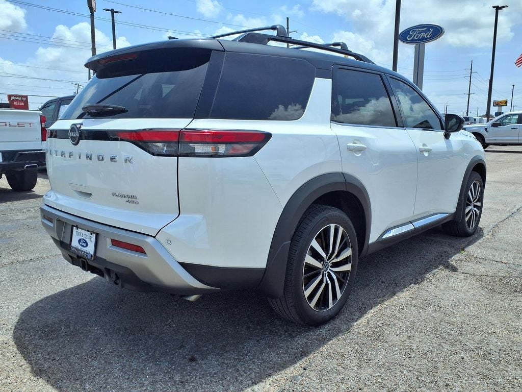 2025 Nissan Pathfinder Platinum