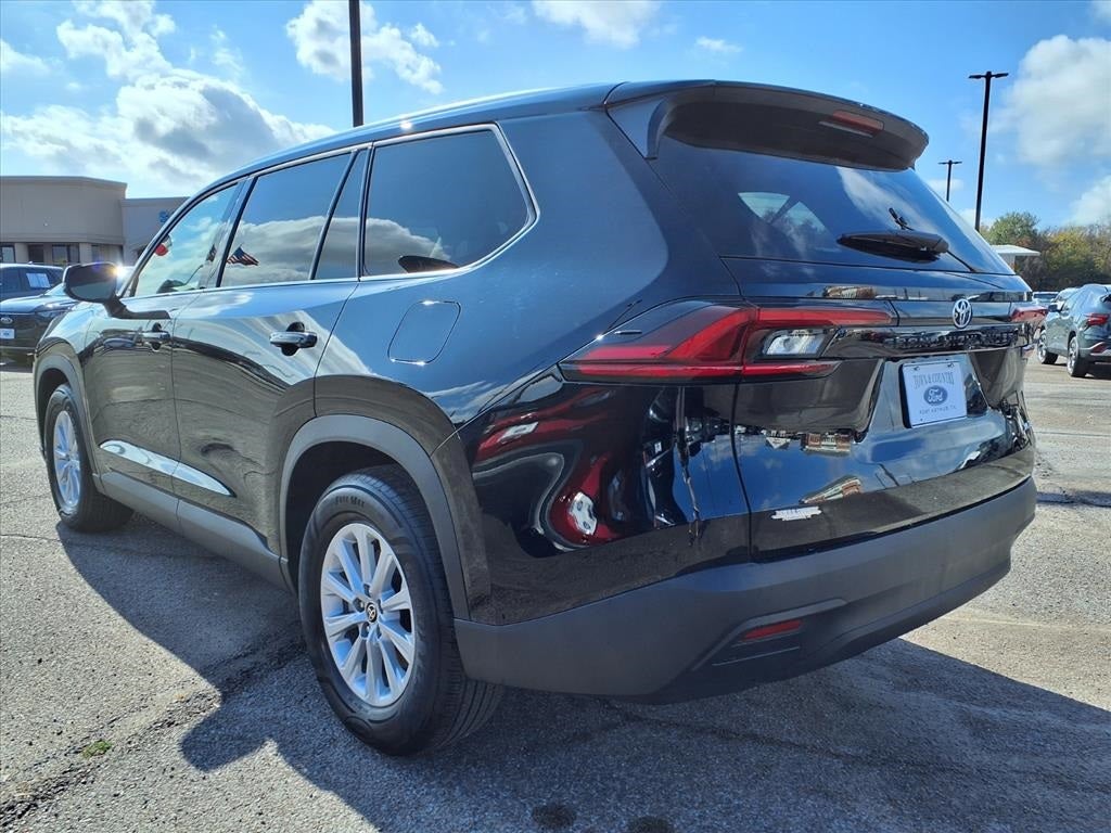 2025 Toyota Grand Highlander Base