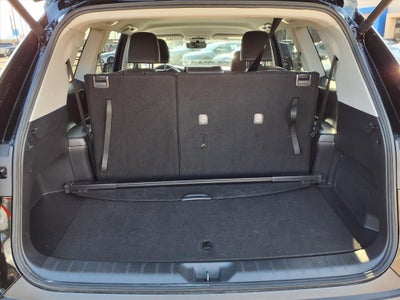 2025 Toyota Grand Highlander Base