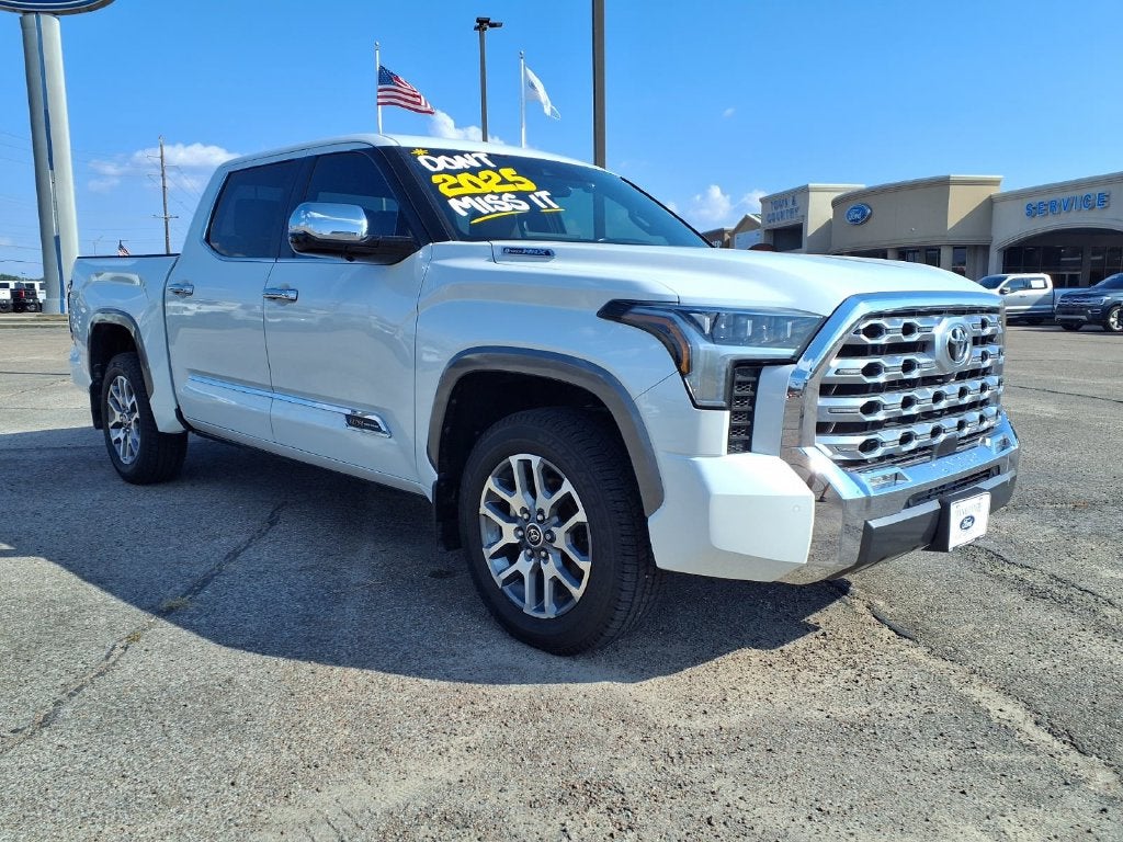 2025 Toyota Tundra Hybrid 1794 Edition