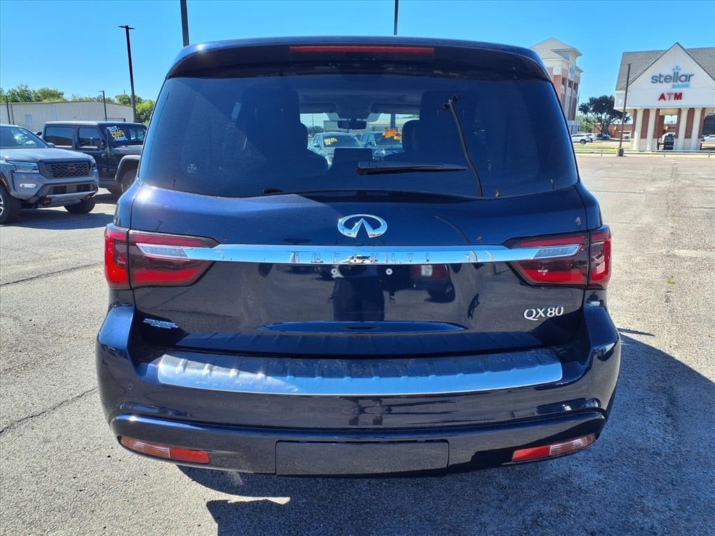 2024 INFINITI QX80 LUXE