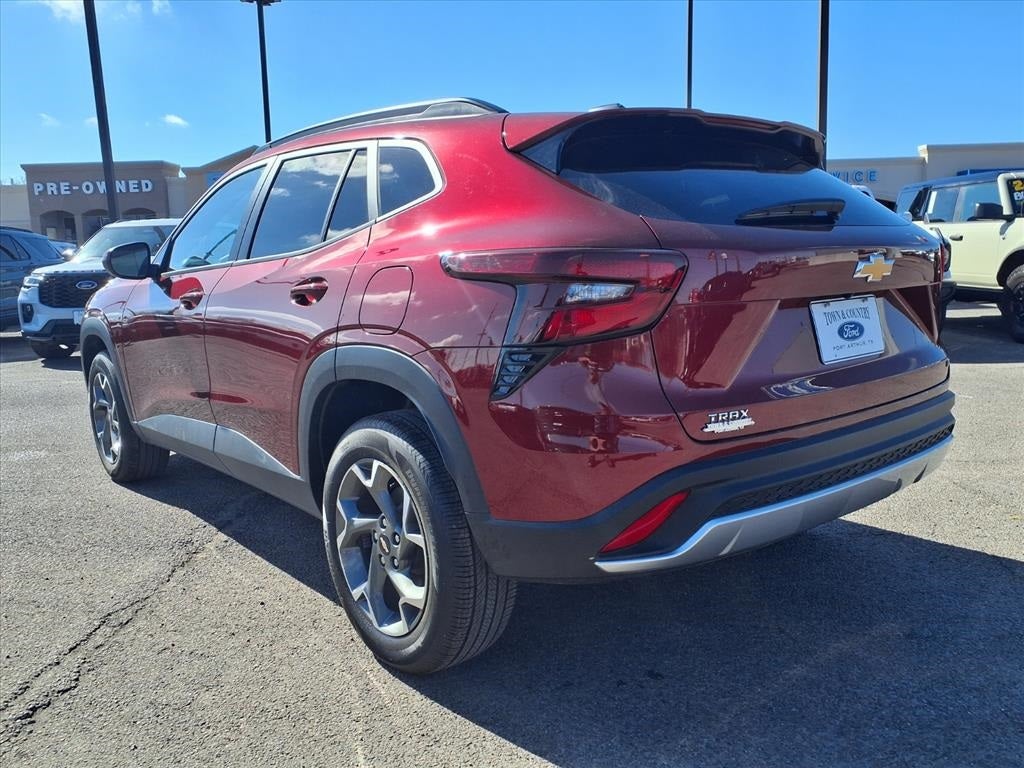 2025 Chevrolet Trax LT