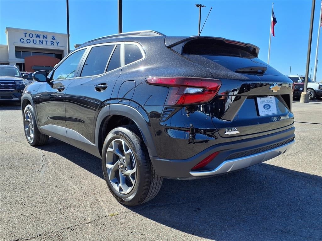 2025 Chevrolet Trax LT