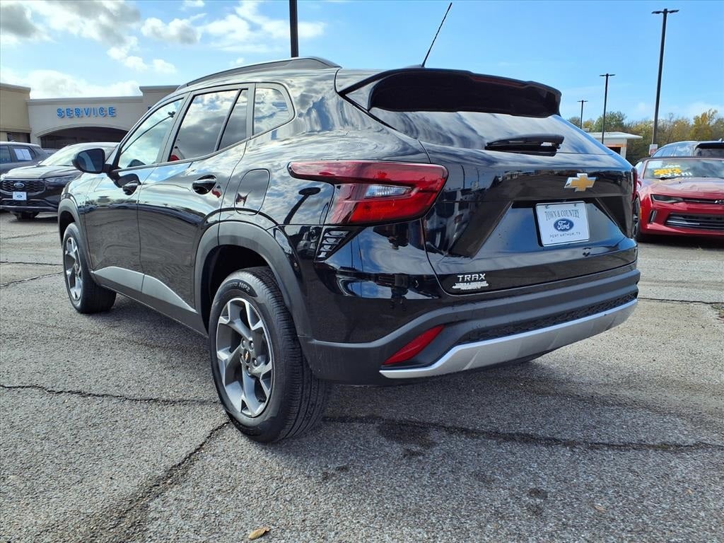 2025 Chevrolet Trax LT