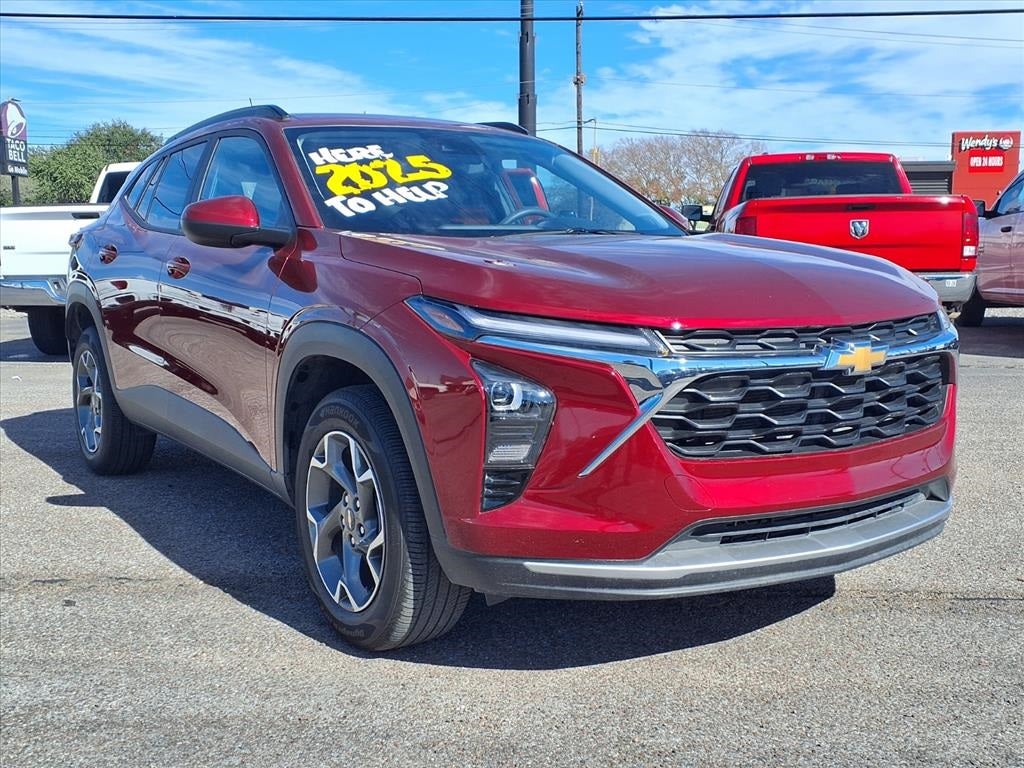 2025 Chevrolet Trax LT