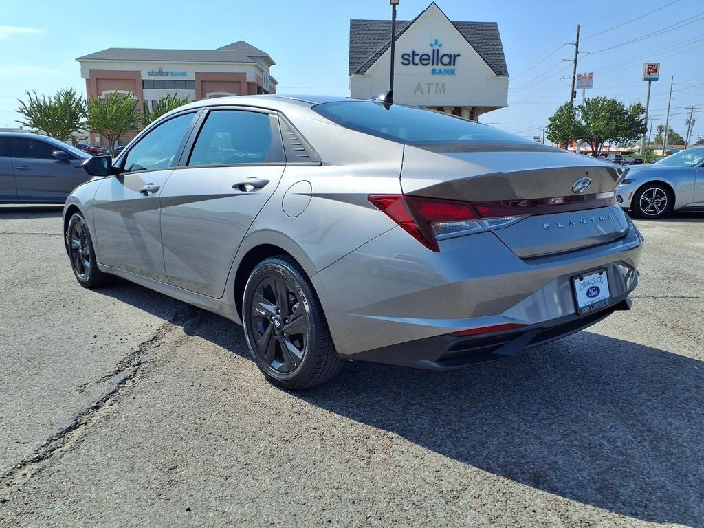 Used 2022 Hyundai Elantra SEL with VIN KMHLM4AG2NU253417 for sale in Port Arthur, TX