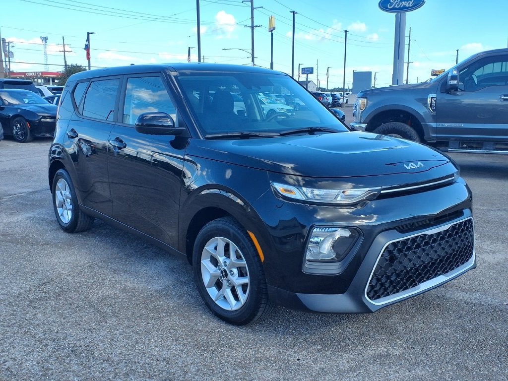 2022 Kia Soul LX