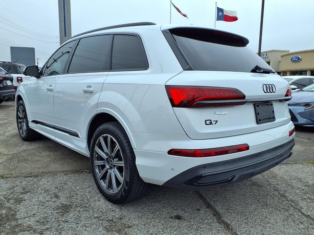 2023 Audi Q7 45 Premium Plus quattro