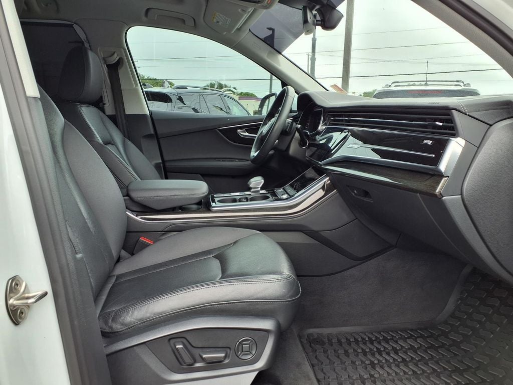 2023 Audi Q7 45 Premium Plus quattro