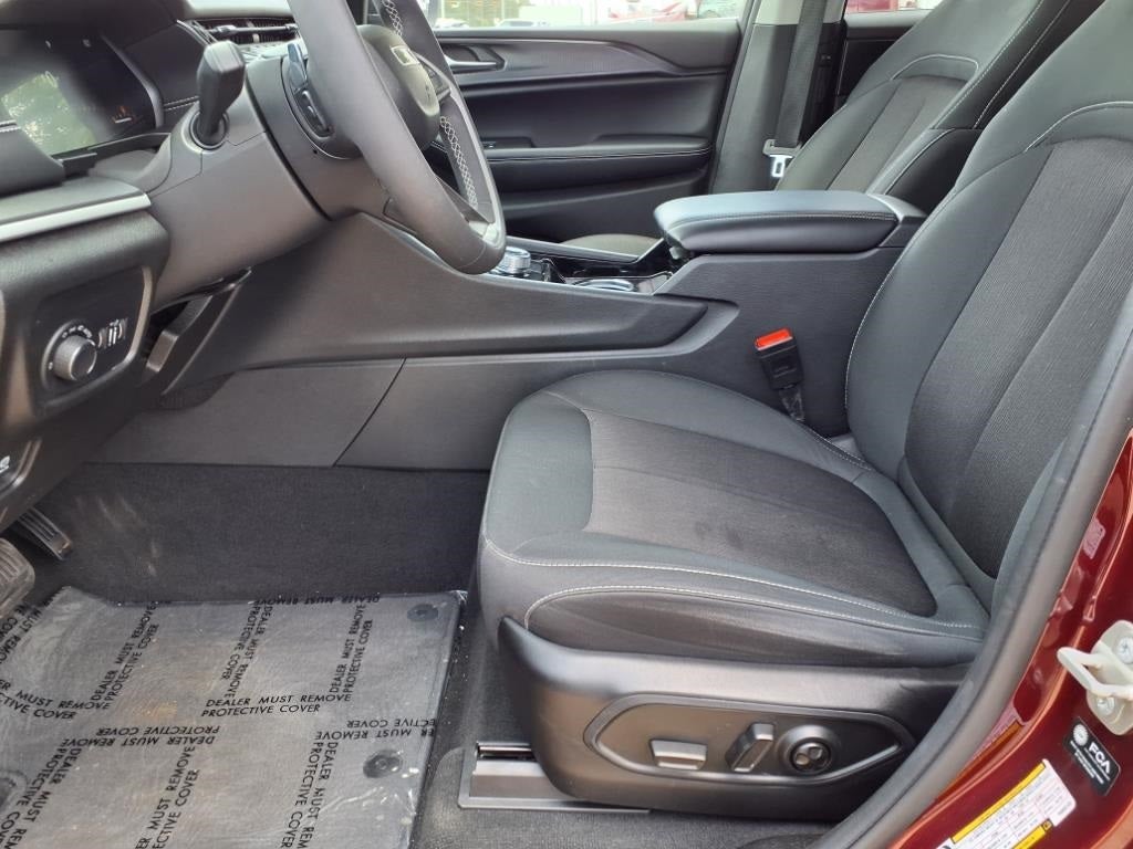 2023 Jeep Grand Cherokee L Laredo L