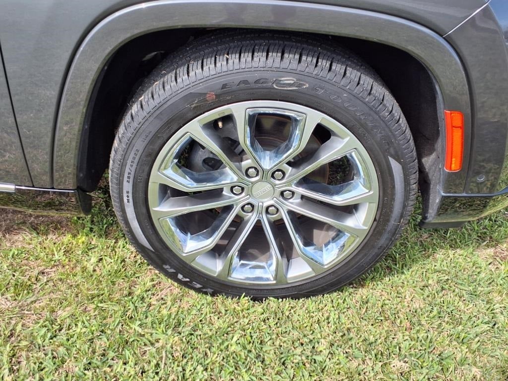 2022 Jeep Grand Wagoneer Series II