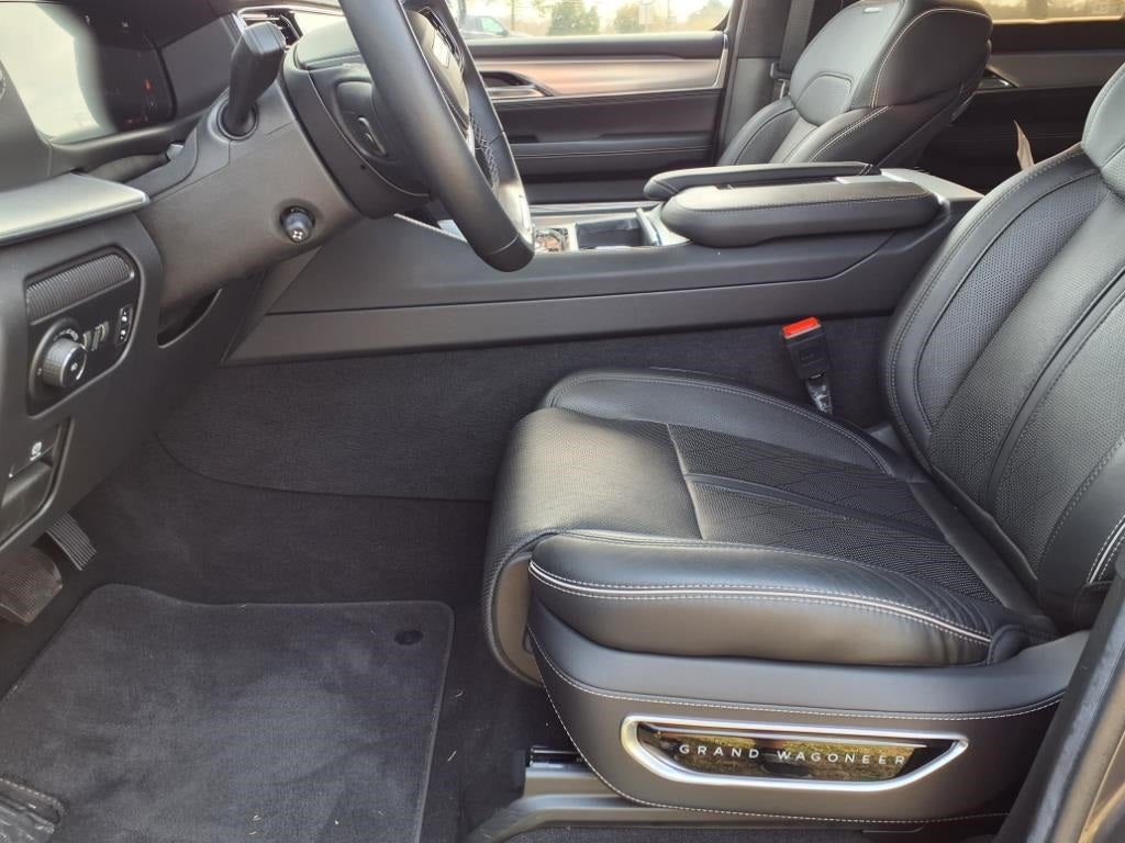 2022 Jeep Grand Wagoneer Series II