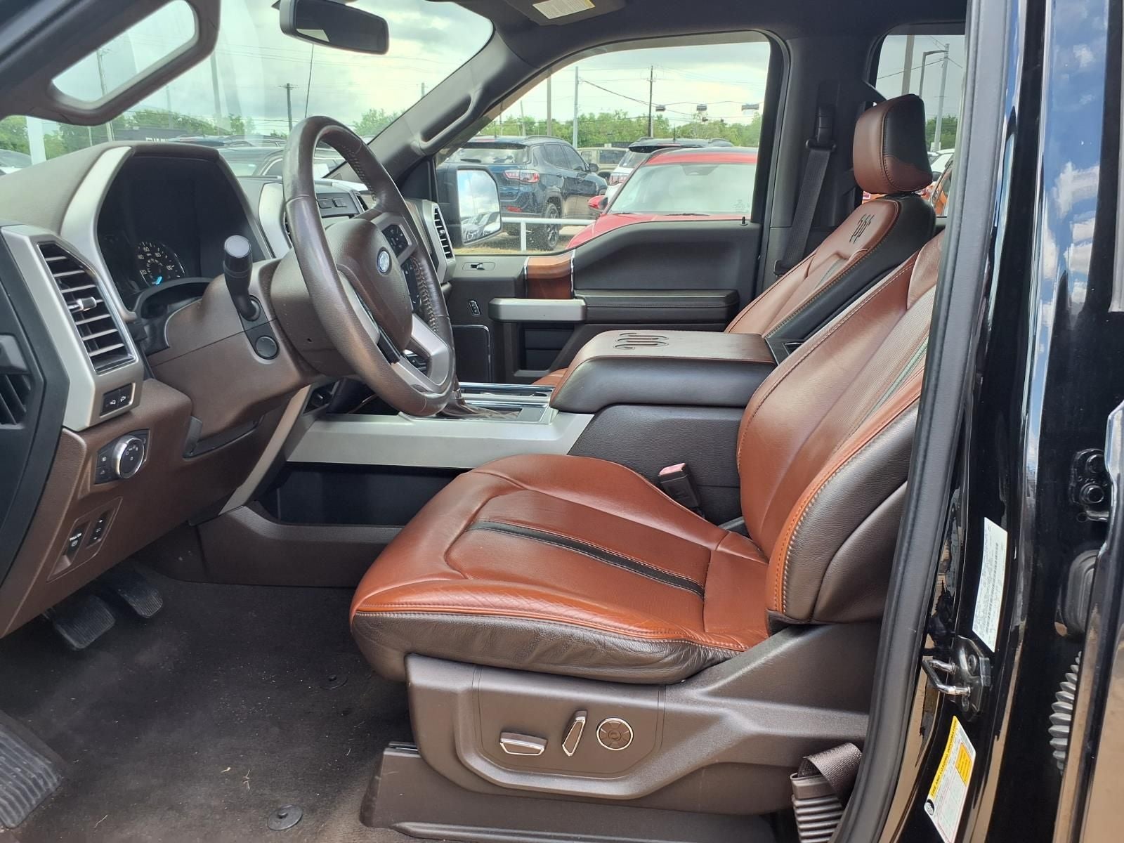 2019 Ford F-150 King Ranch Roll N Lock Bed Cover- Power Running Boards