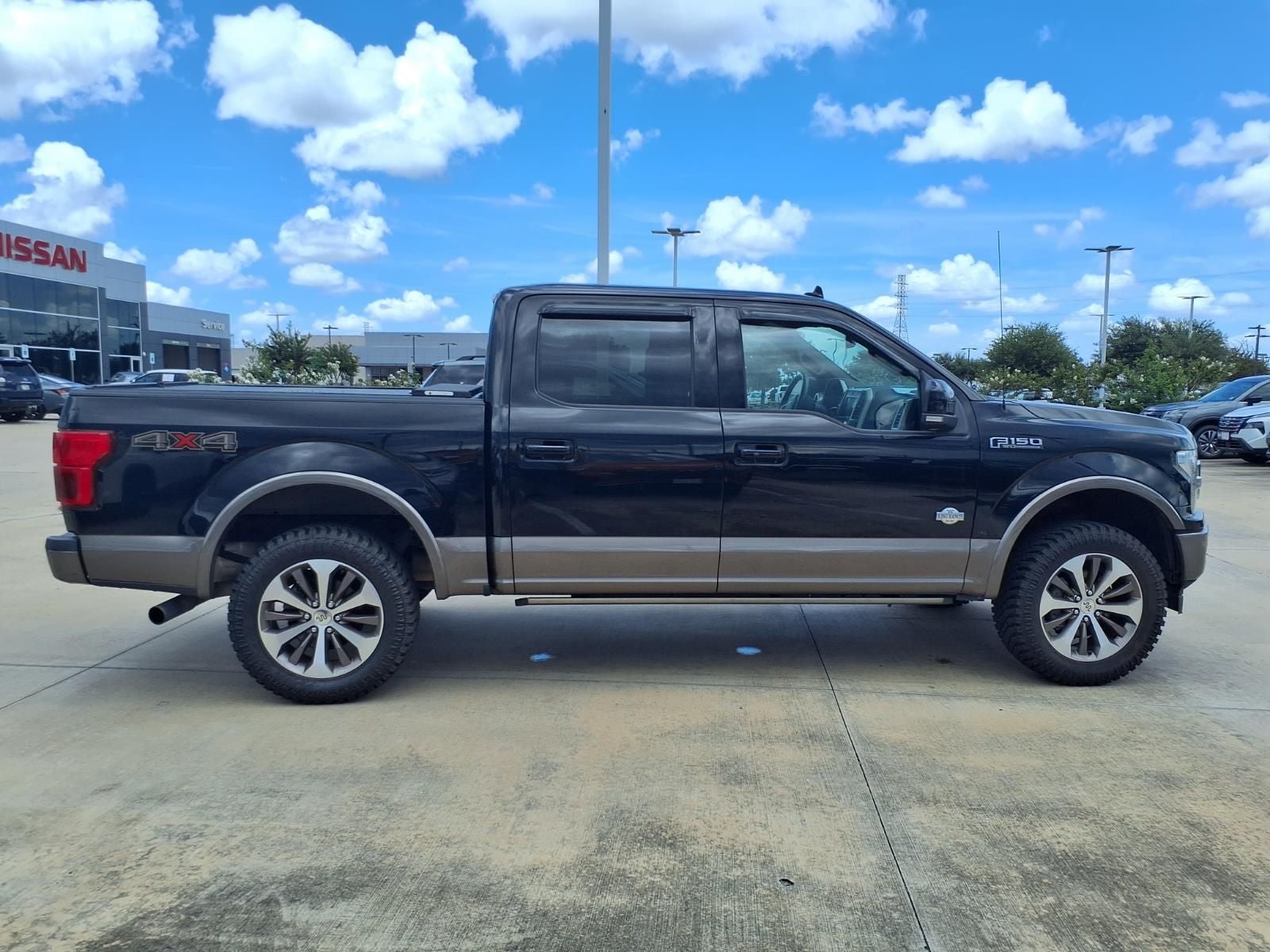 2019 Ford F-150 King Ranch Roll N Lock Bed Cover- Power Running Boards