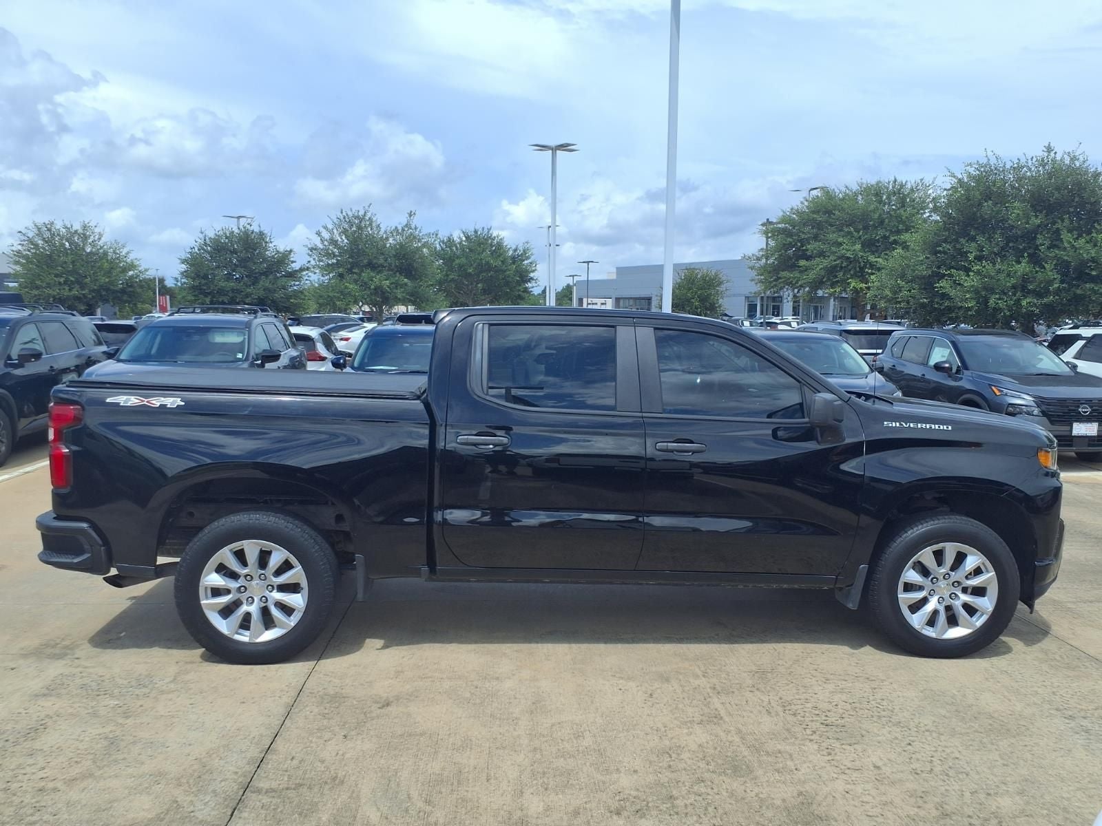2020 Chevrolet Silverado 1500 Custom