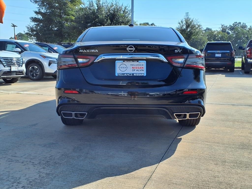 2023 Nissan Maxima SV