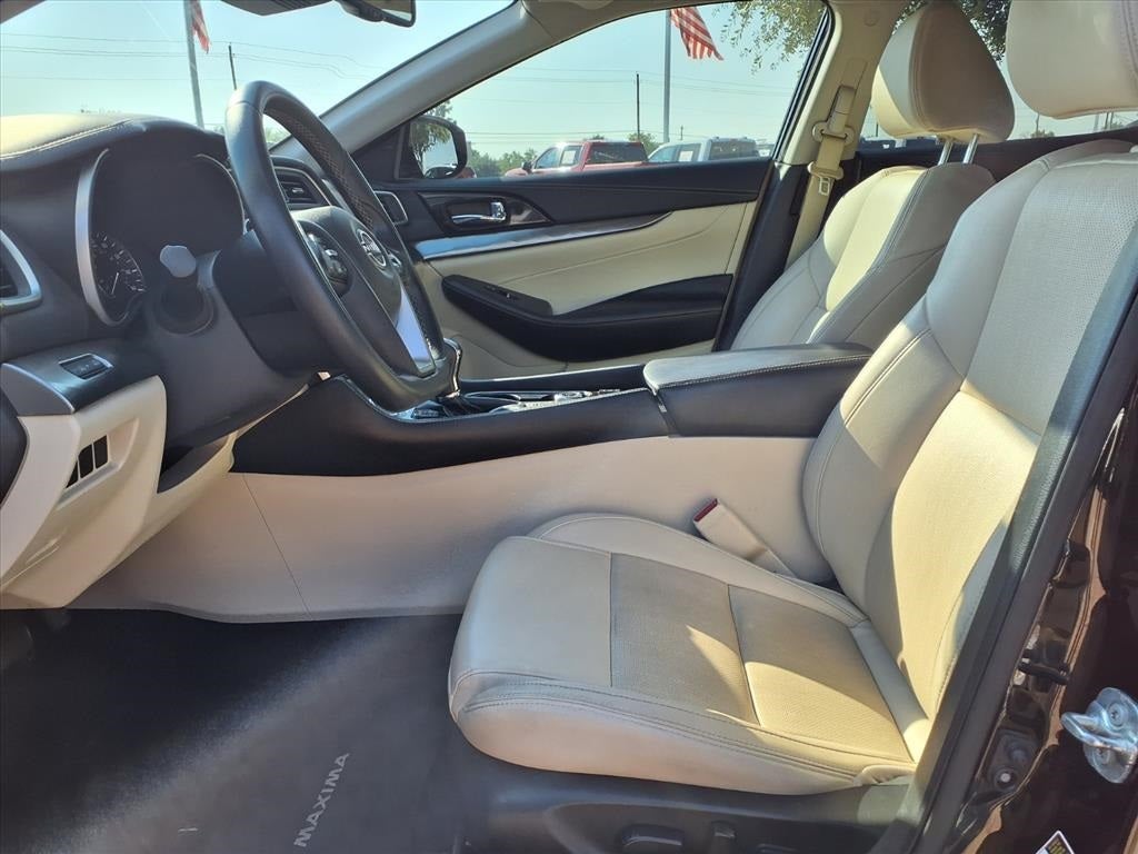 2023 Nissan Maxima SV