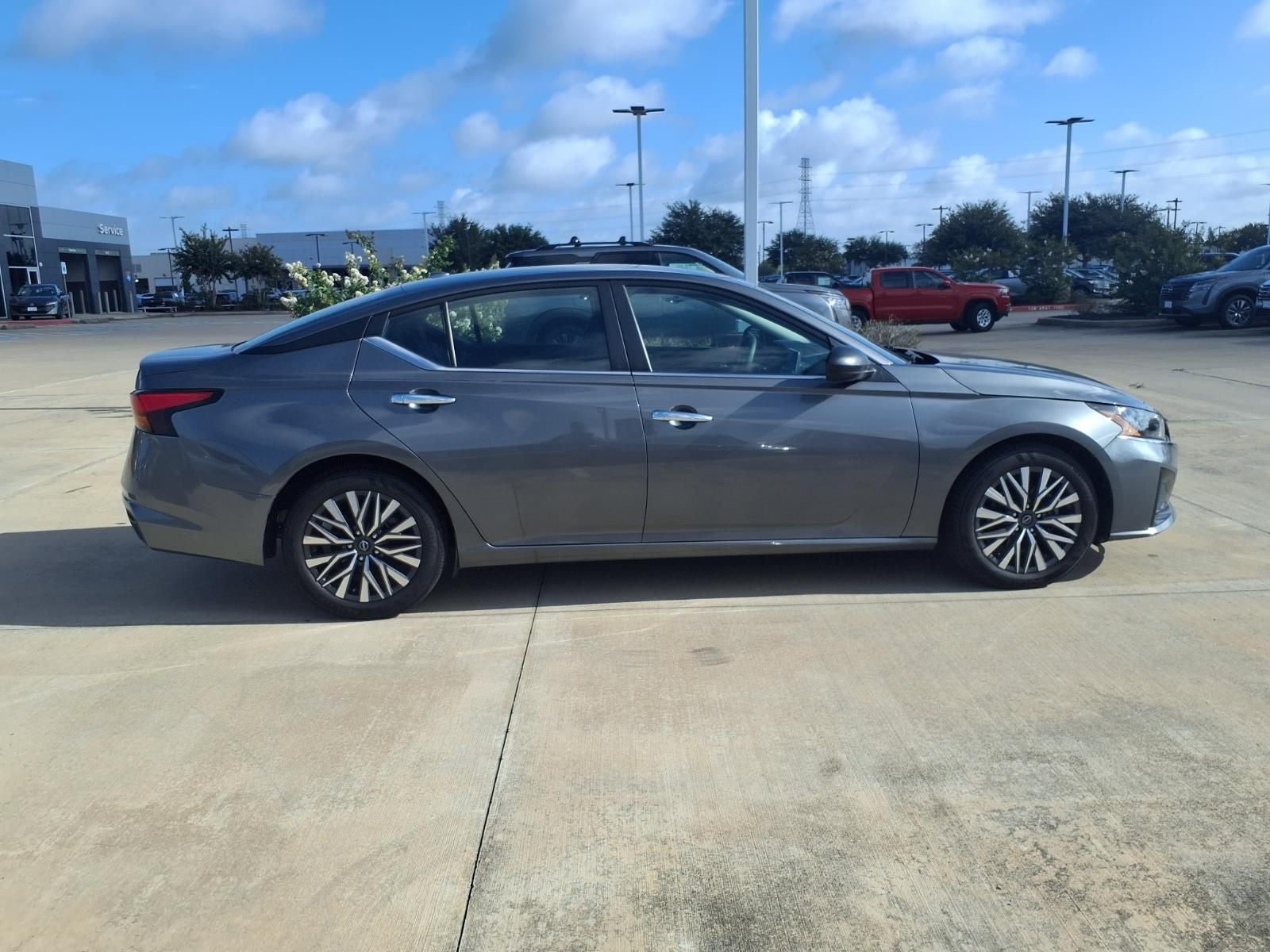 2025 Nissan Altima 2.5 SV