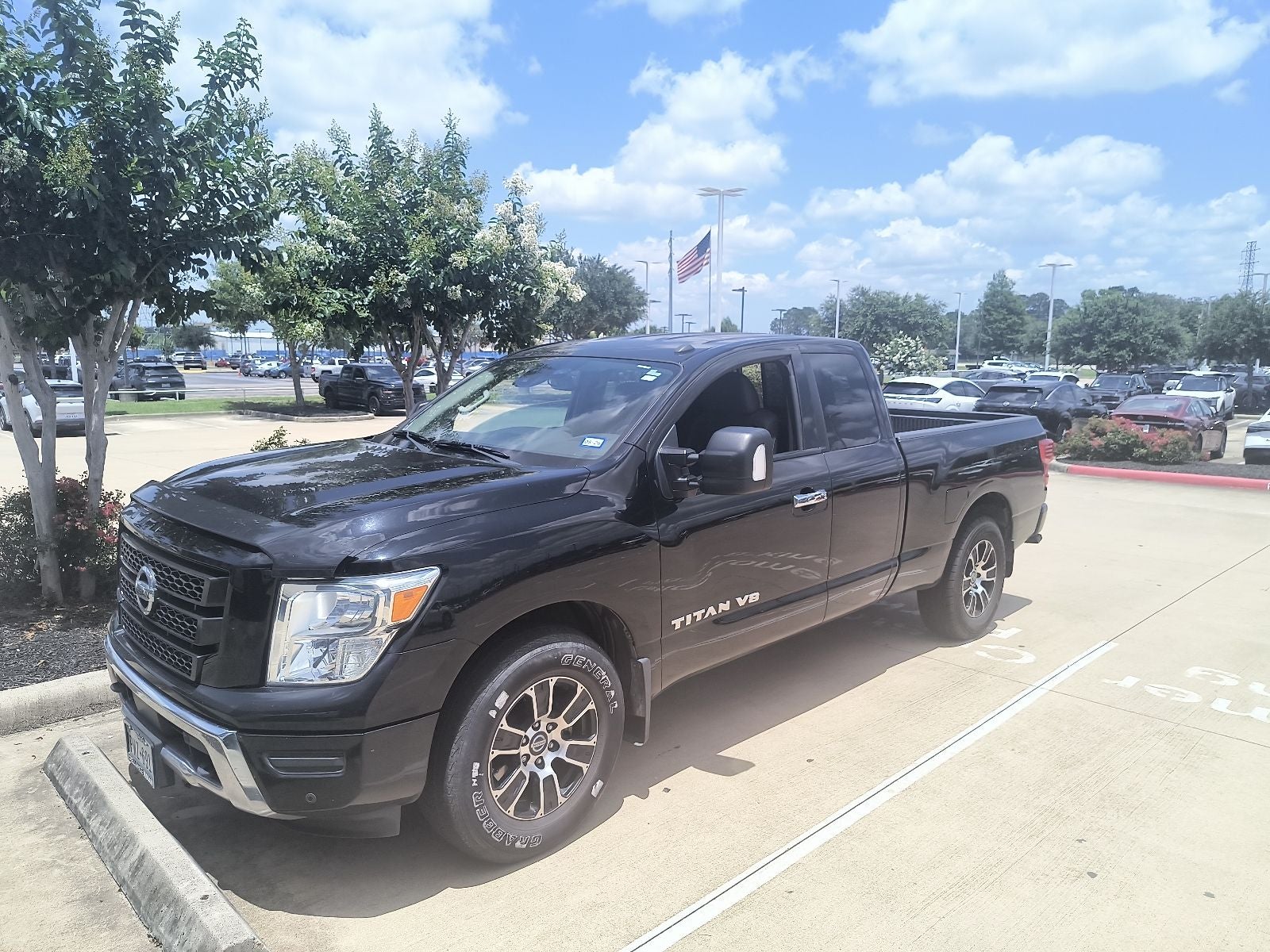 2020 Nissan Titan SV