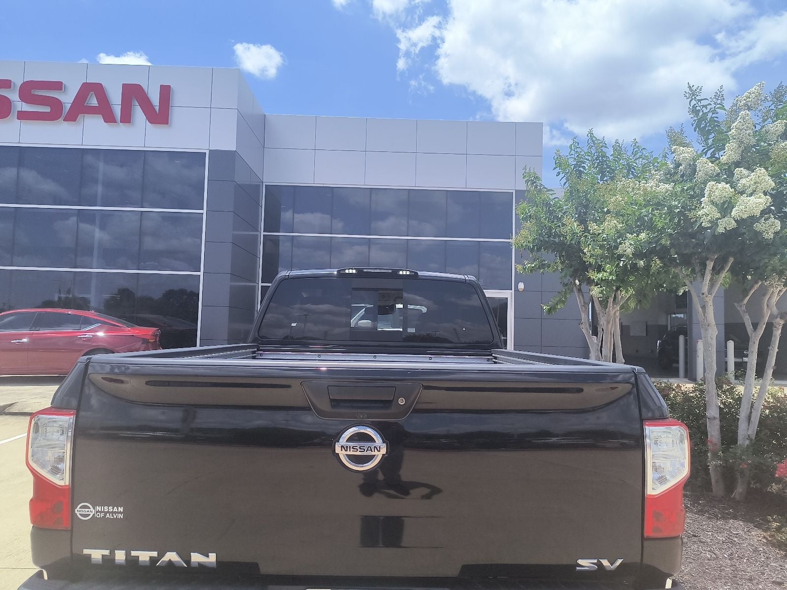 2020 Nissan Titan SV