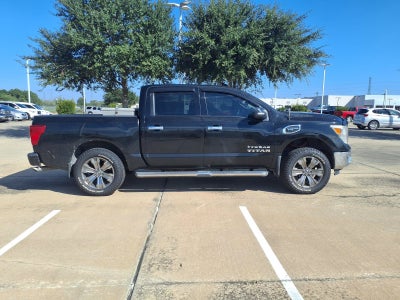 2017 Nissan Titan SV