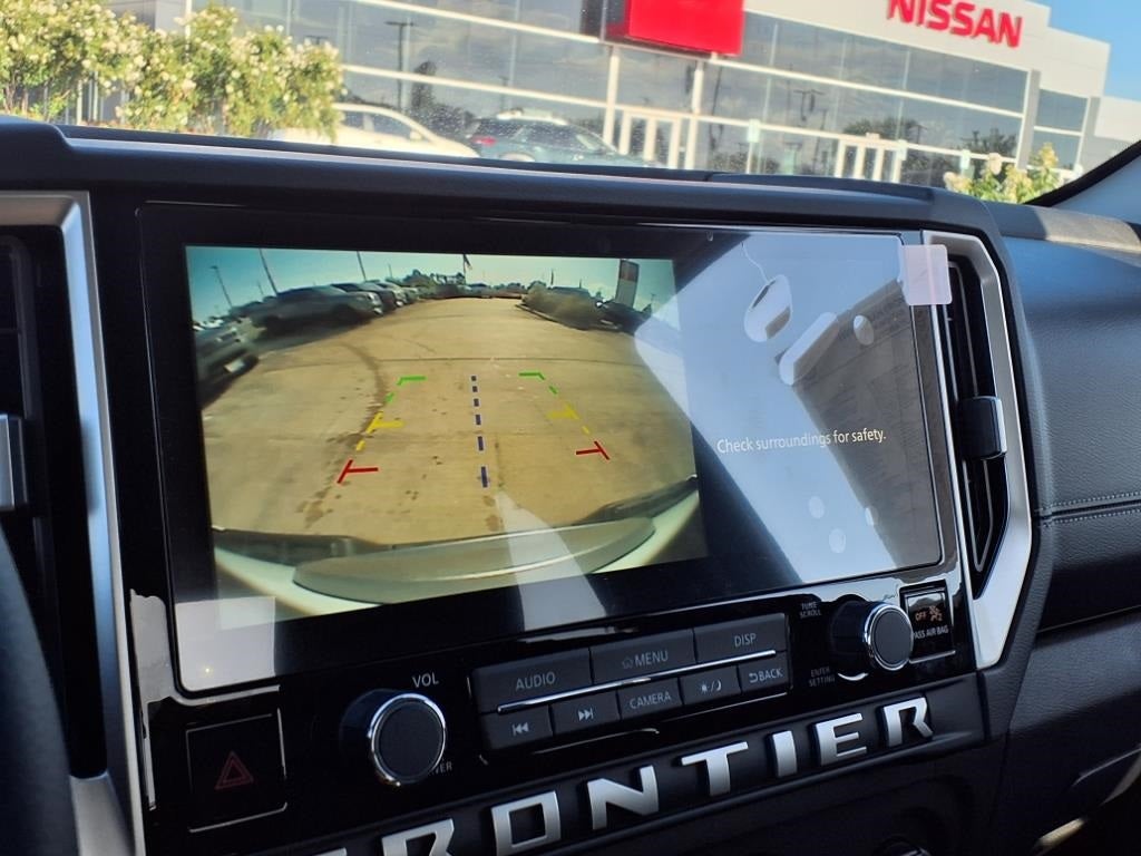 2025 Nissan Frontier SV