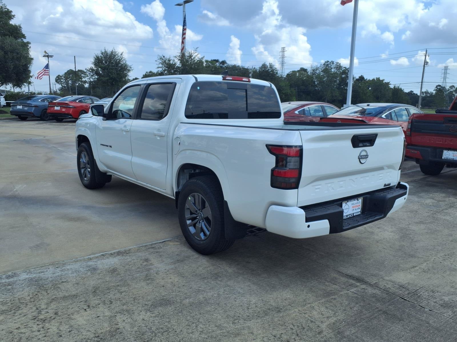 2027 Nissan Frontier SV