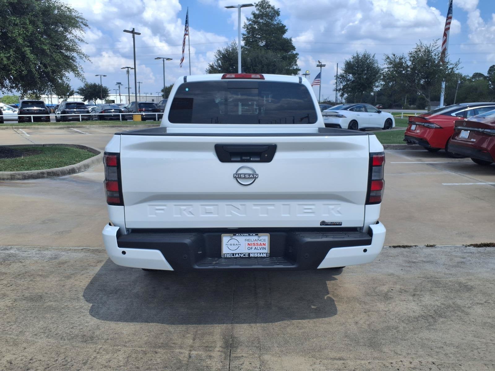 2027 Nissan Frontier SV
