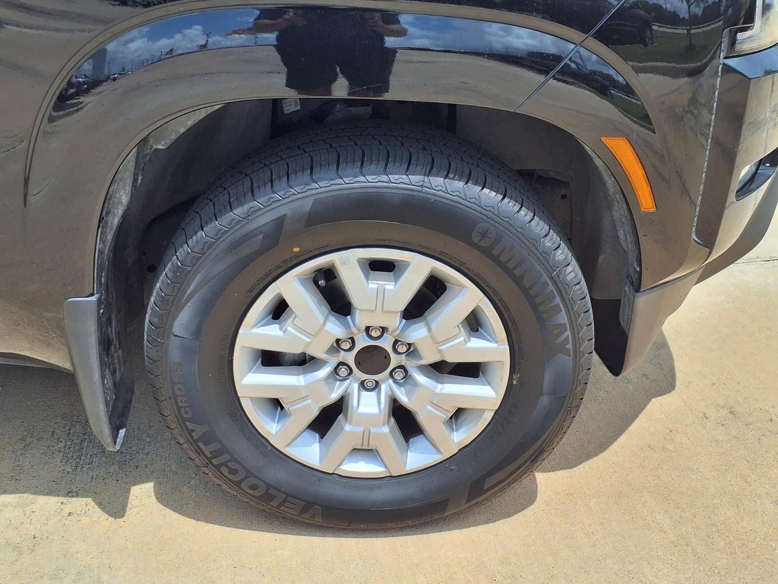 2023 Nissan Frontier SV
