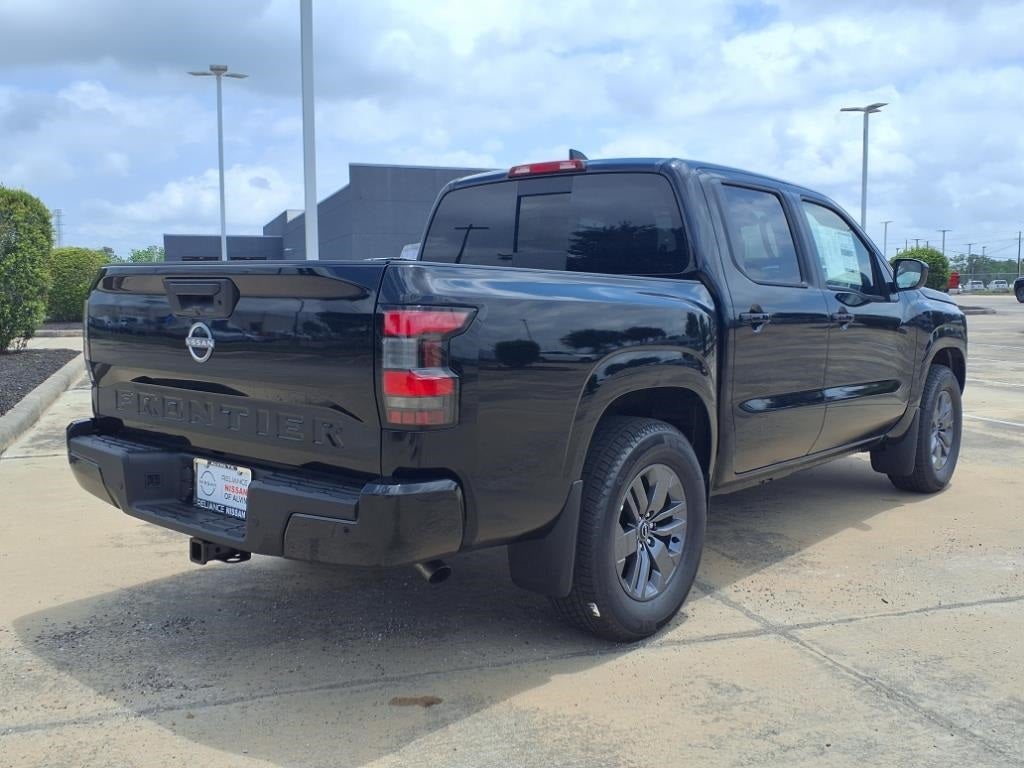 2025 Nissan Frontier SV