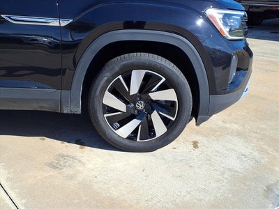 2025 Volkswagen Atlas Cross Sport 2.0T SE w/Technology