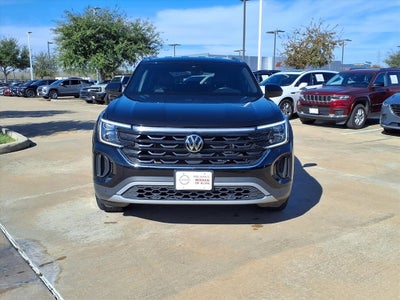 2025 Volkswagen Atlas Cross Sport 2.0T SE w/Technology