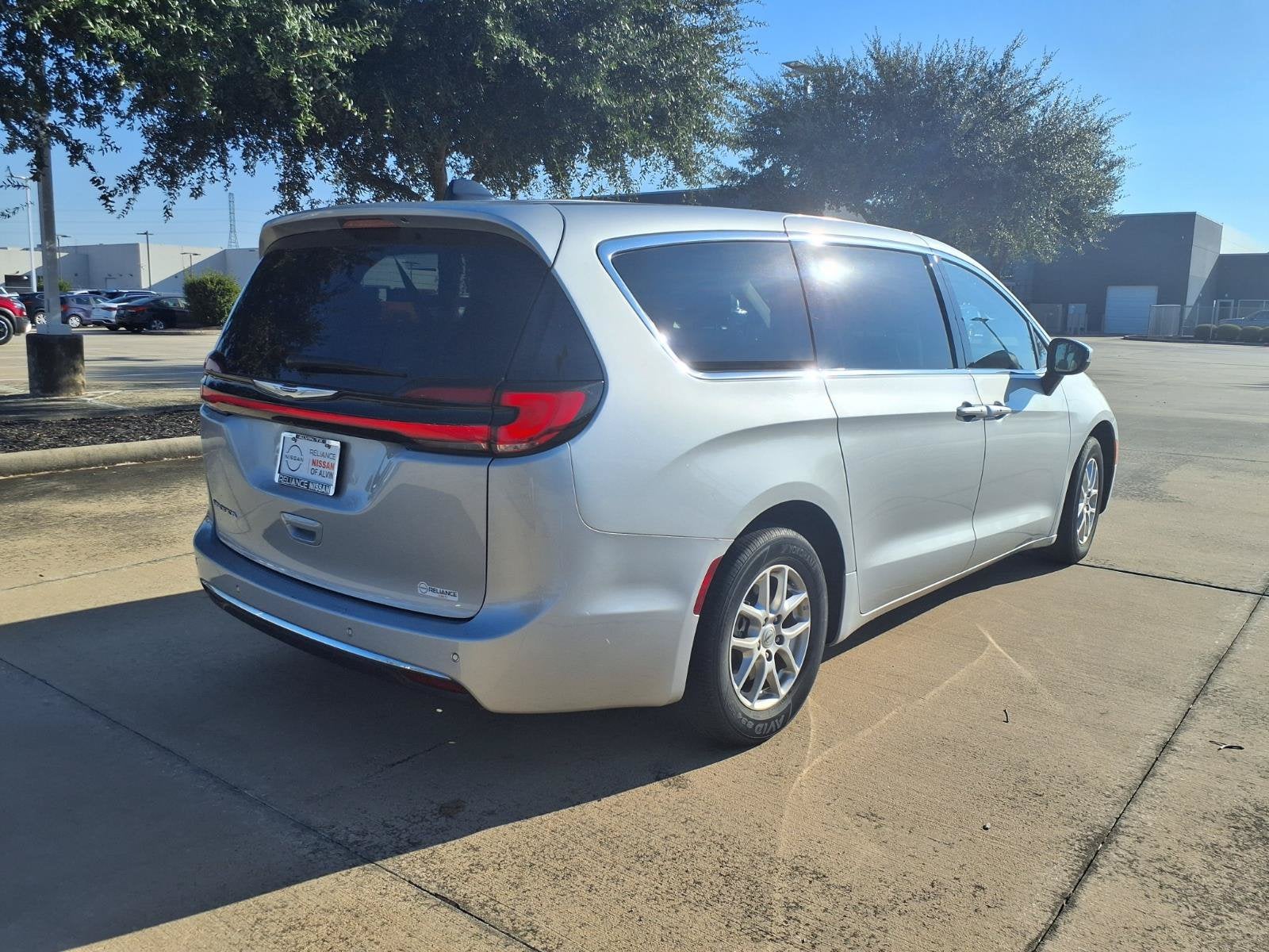 2023 Chrysler Pacifica Touring L
