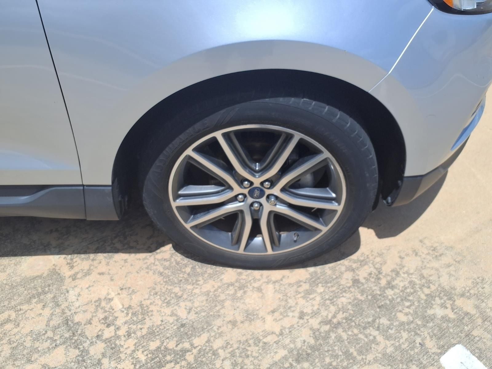 2019 Ford Edge Titanium