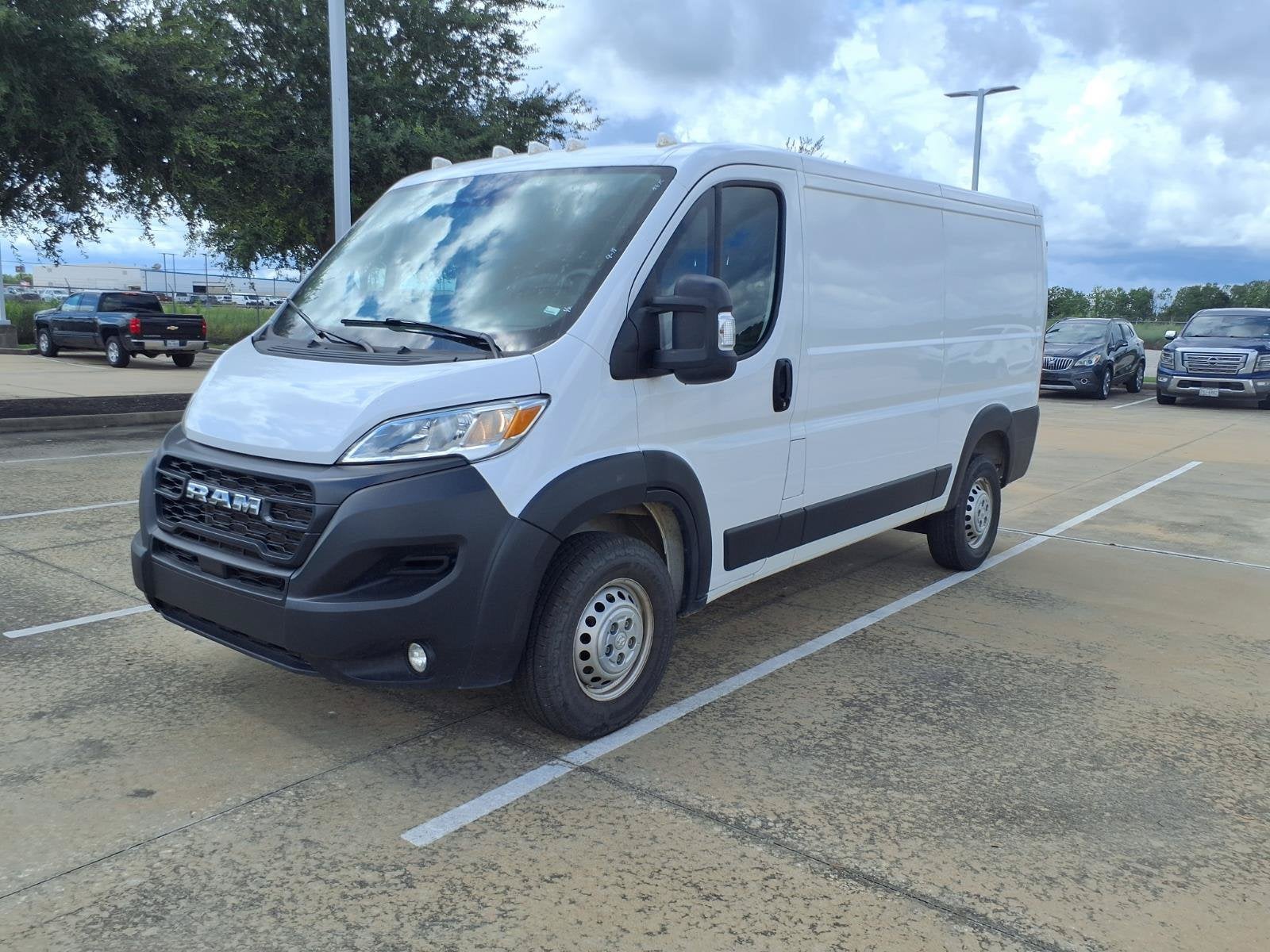 2025 RAM ProMaster 2500 Base