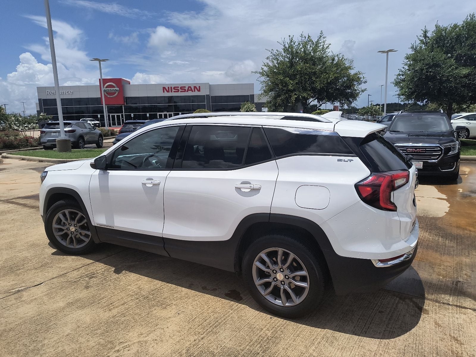 2024 GMC Terrain SLT