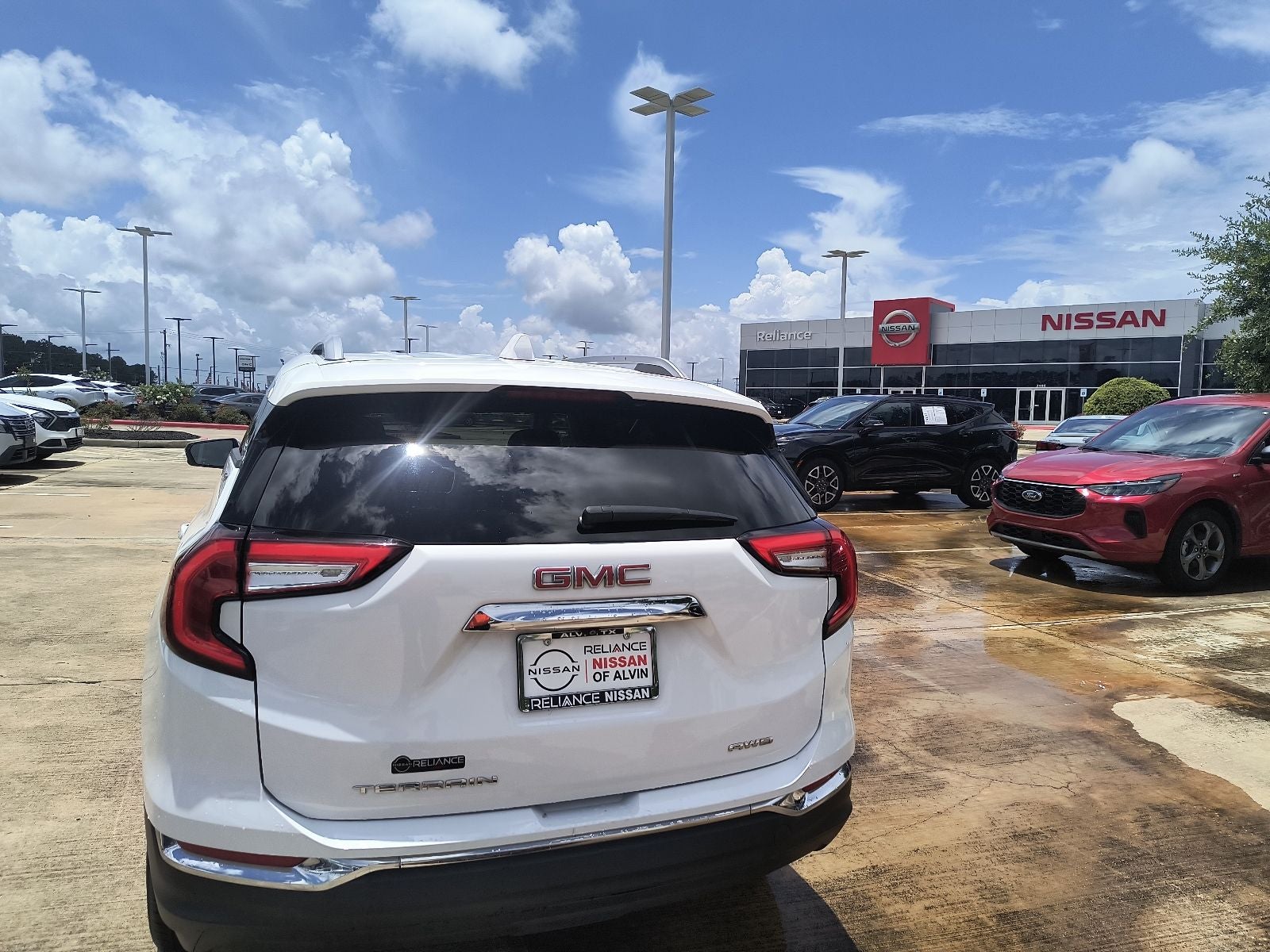 2024 GMC Terrain SLT