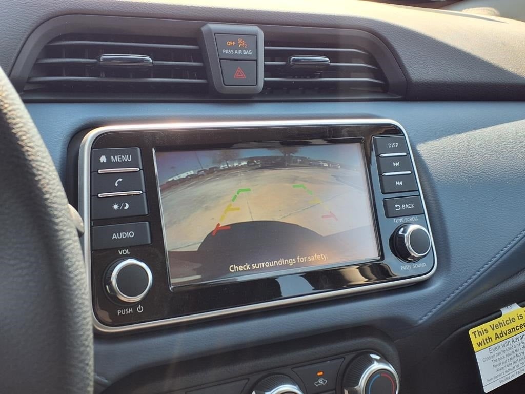 2025 Nissan Versa 1.6 SV