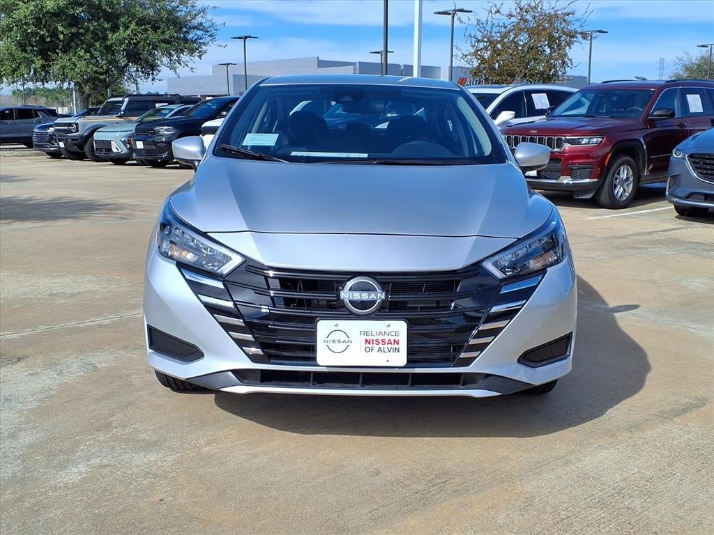 2025 Nissan Versa 1.6 SV