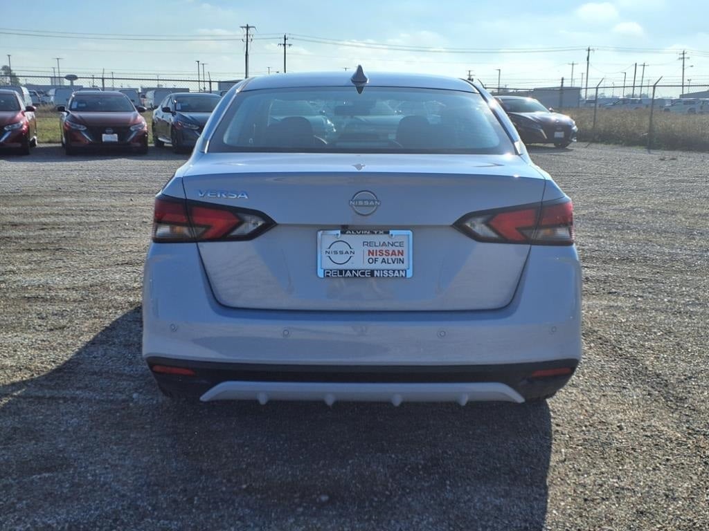 2025 Nissan Versa 1.6 SV