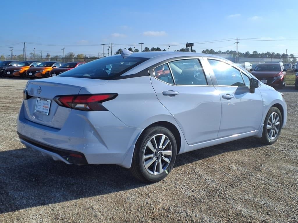 2025 Nissan Versa 1.6 SV