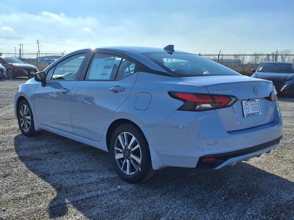 2025 Nissan Versa 1.6 SV