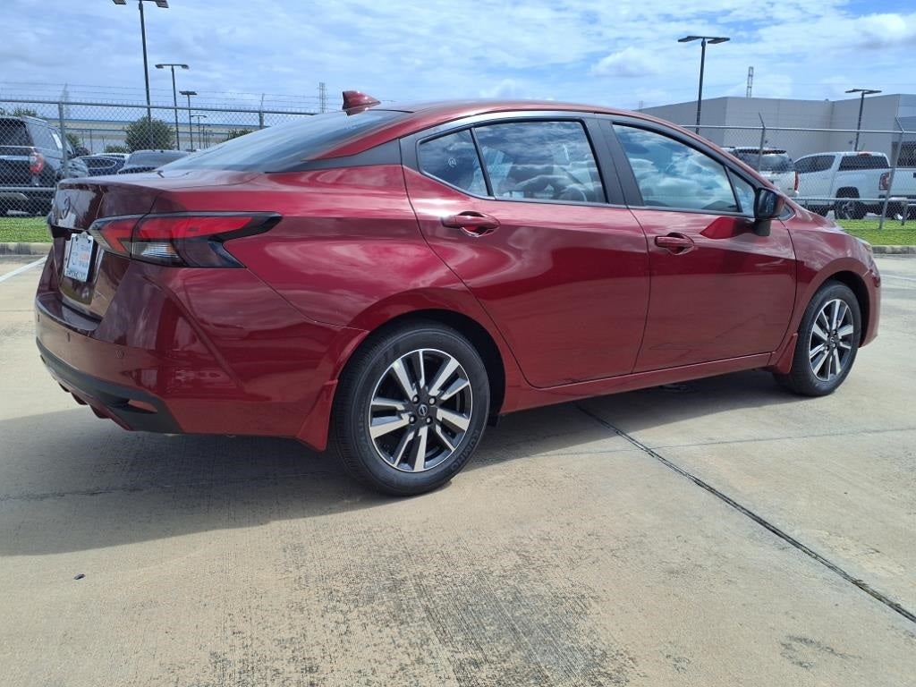 2025 Nissan Versa 1.6 SV