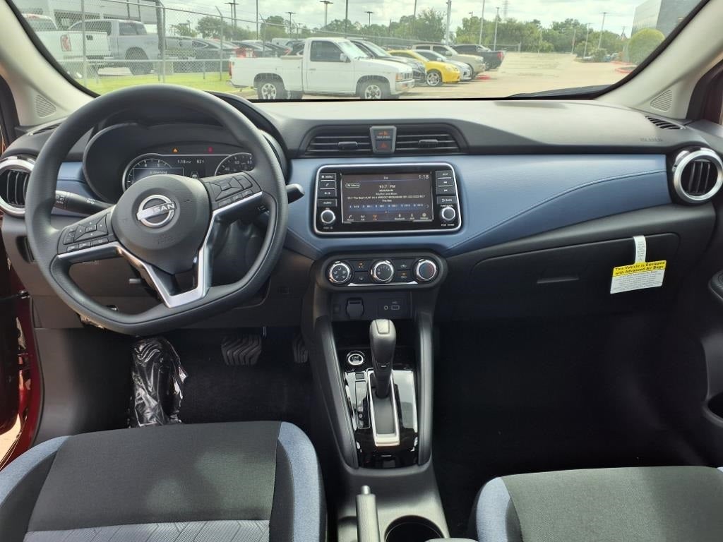 2025 Nissan Versa 1.6 SV