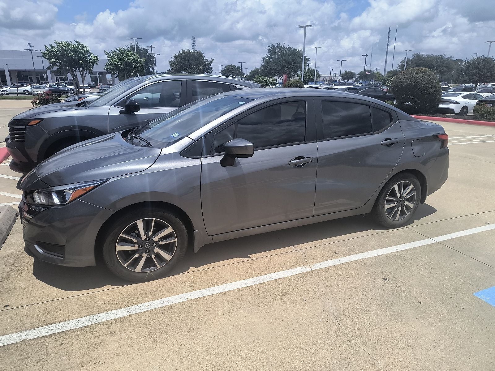2024 Nissan Versa 1.6 SV