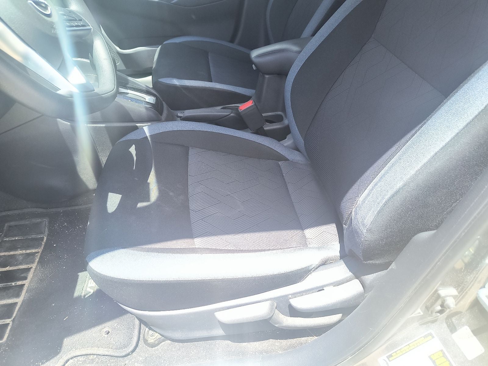 2024 Nissan Versa 1.6 SV