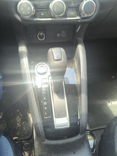 2024 Nissan Versa 1.6 SV