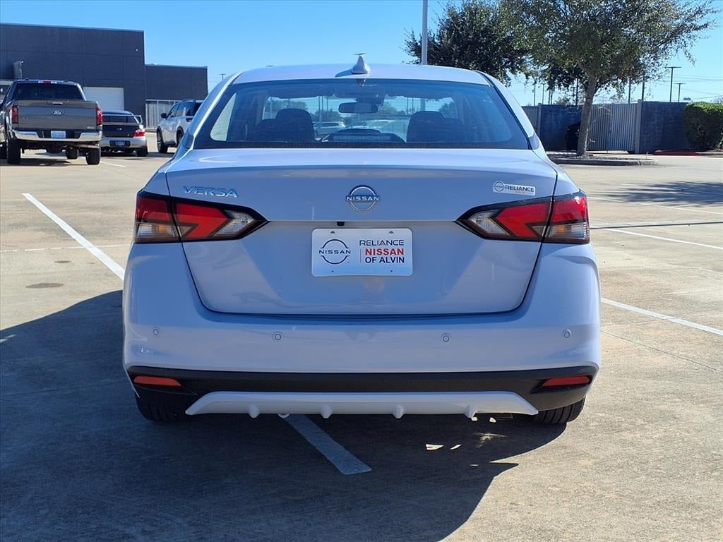 2025 Nissan Versa 1.6 SV